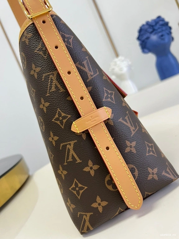 WIS CARRYALL VUITTON PM LOUIS 0109